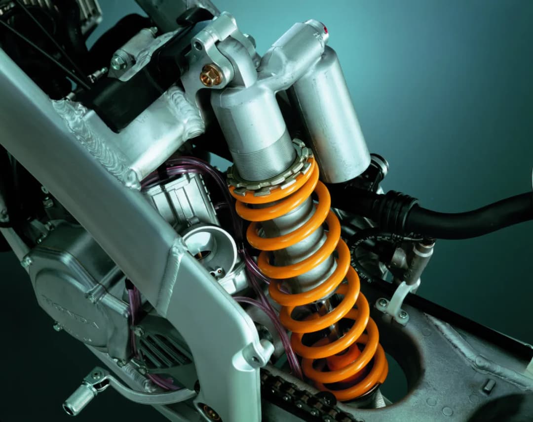 Ile oleju do amortyzatora? Sprawdź, aby uniknąć kosztownych błędów