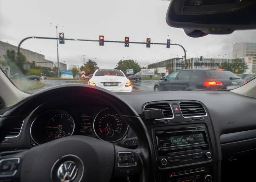 Czy mogą zabrać prawo jazdy za alimenty? Sprawdź, co musisz wiedzieć