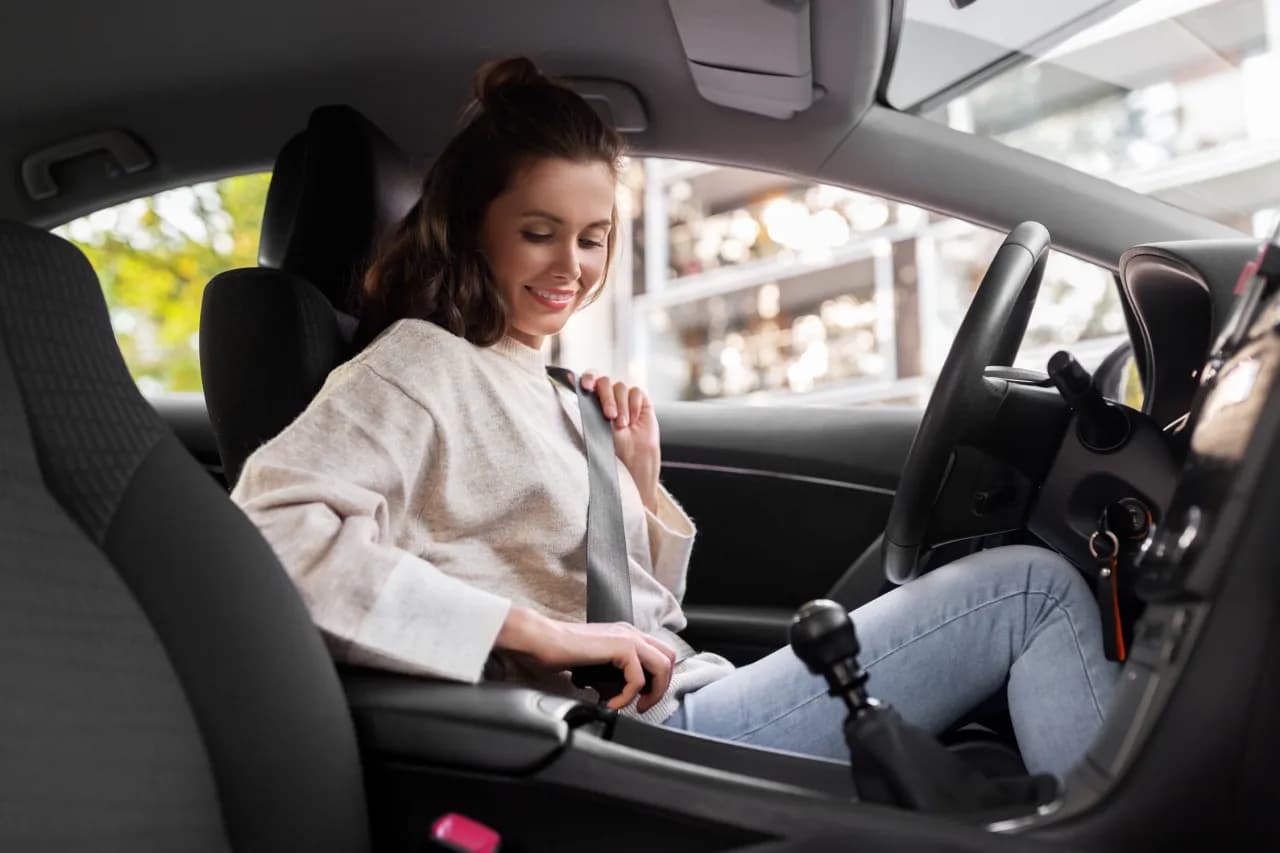 Najczęstsze błędy początkujących kierowców – jak ich unikać?