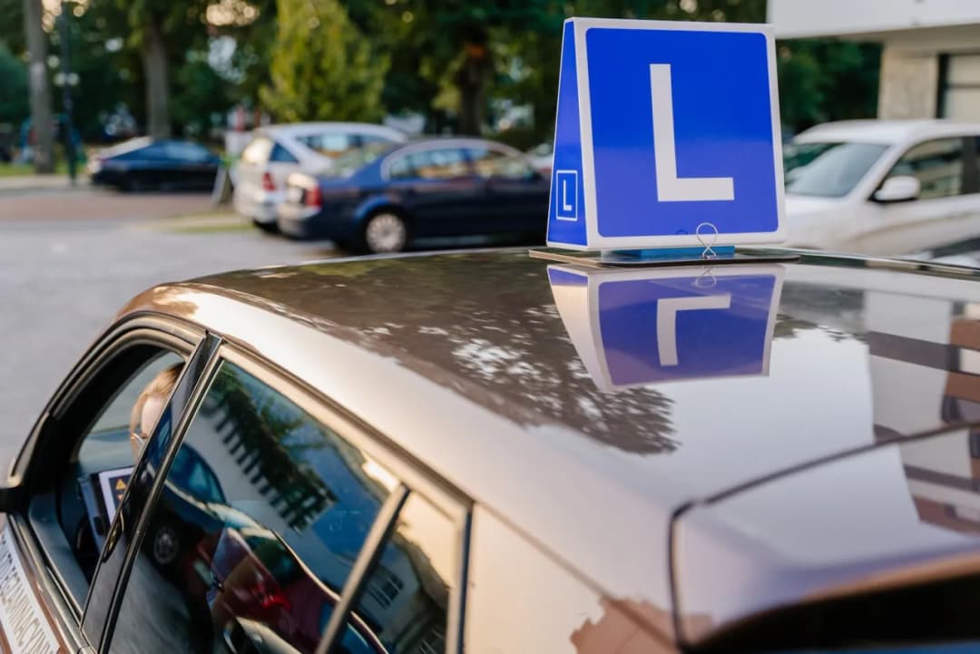 Kiedy można zdawać egzamin na prawo jazdy? Sprawdź wymagania wiekowe