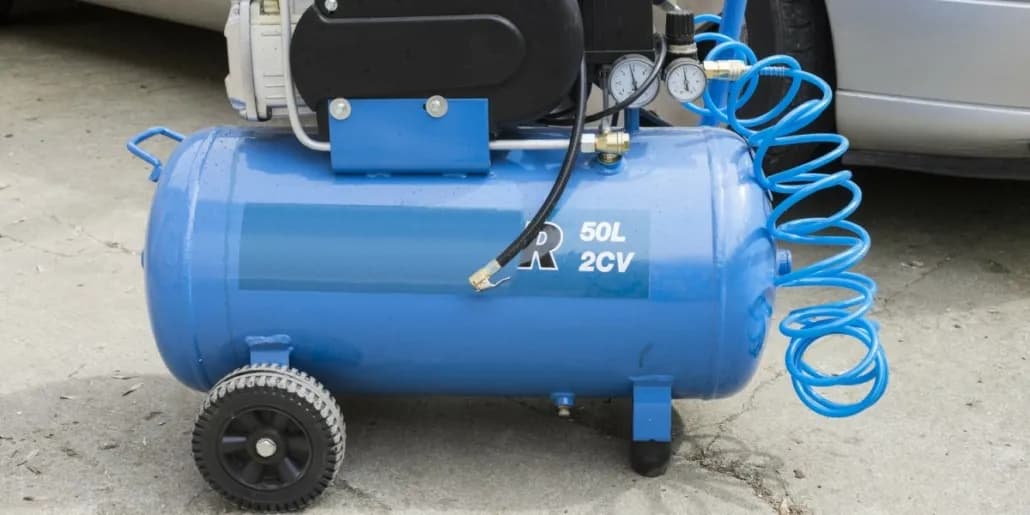 Jak wybrać najlepszy kompresor do lakierowania samochodu i uniknąć błędów?