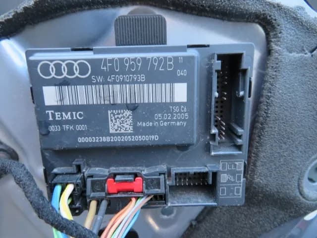 Gdzie jest moduł komfortu Audi A6 C6? Lokalizacja i dostęp