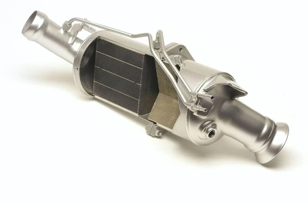 DPF w Mazda 6: Problemy, Regeneracja i Skuteczna Konserwacja