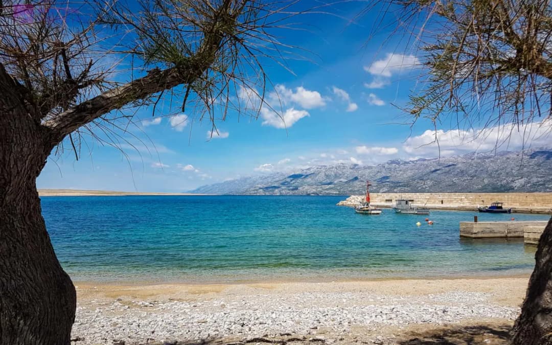 Gdzie kamperem na wakacje? Odkryj najlepsze trasy i miejsca