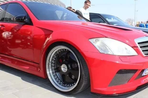 Jak zrobić tuning wizualny samochodu - proste sposoby na metamorfozę