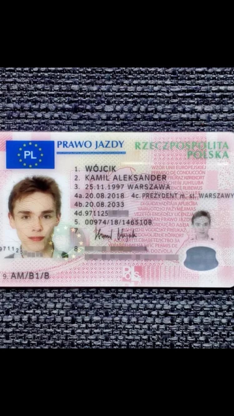 Ile zdjęć do prawa jazdy potrzebujesz i jak uniknąć odrzucenia wniosku